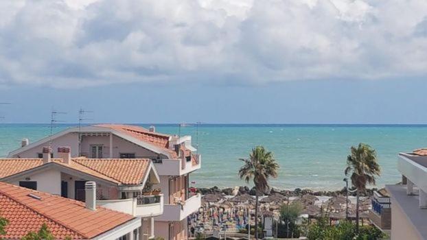 Sapore Di Mare Монтезільвано Екстер'єр фото